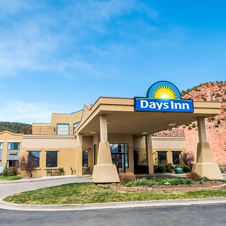 Days Inn By Wyndham Carbondale Εξωτερικό φωτογραφία