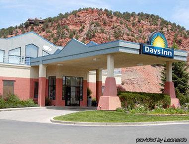 Days Inn By Wyndham Carbondale Εξωτερικό φωτογραφία