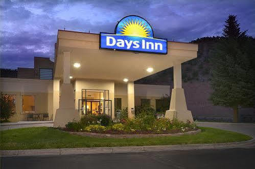 Days Inn By Wyndham Carbondale Εξωτερικό φωτογραφία